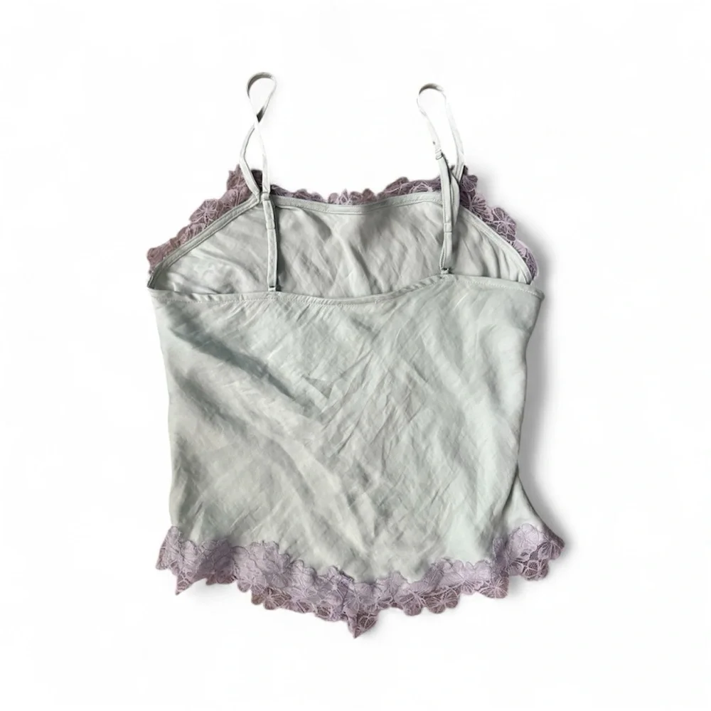 Free People features full oh